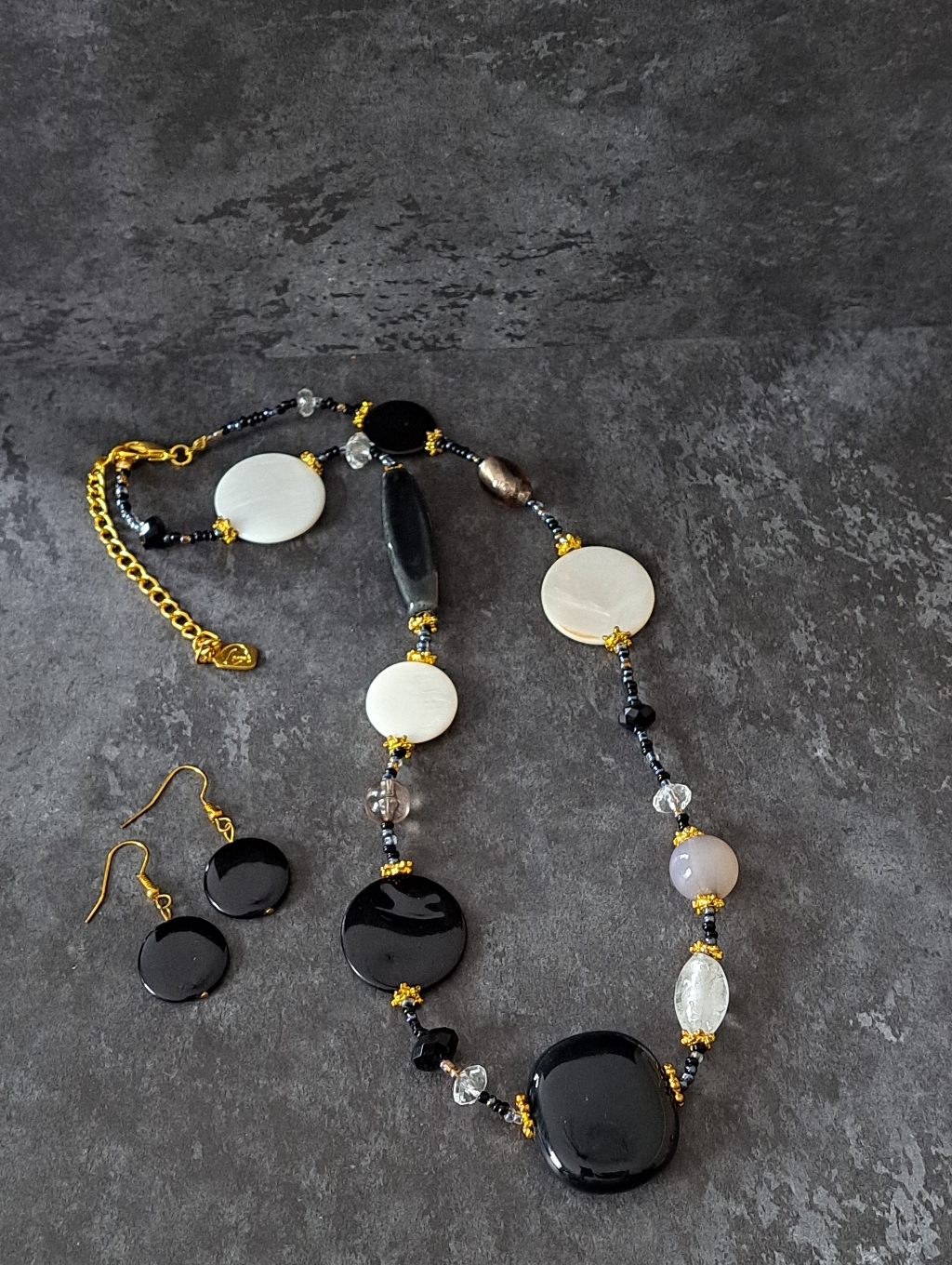 Vintage You & I Black And White Beaded Necklace & Earring Set